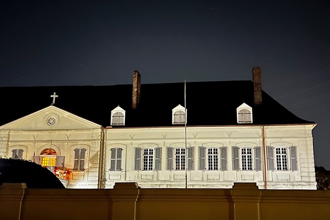 Ghosts of the French Quarter Walking Tour in New Orleans - The French Quarter finale: 45 minutes of street-level haunting