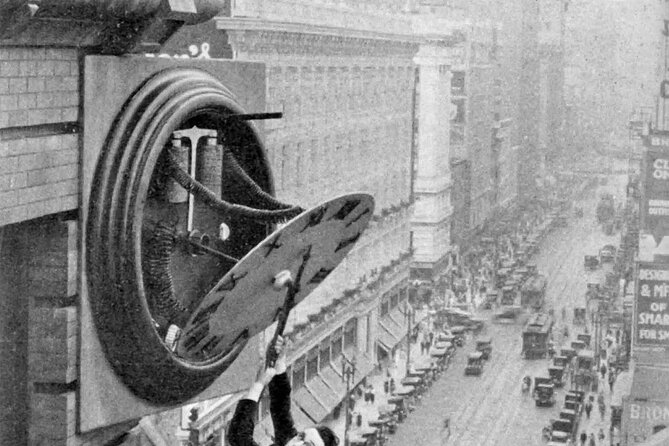 Ghosts of the Golden Age: Los Angeles Haunted Theater Tour - Cecil Hotel: The Stop With the Darker Gravity