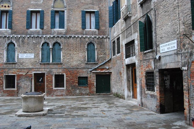 Ghosts of Venice - Discovering the Unknown - The guide is the product: what to look for (and what can go wrong)