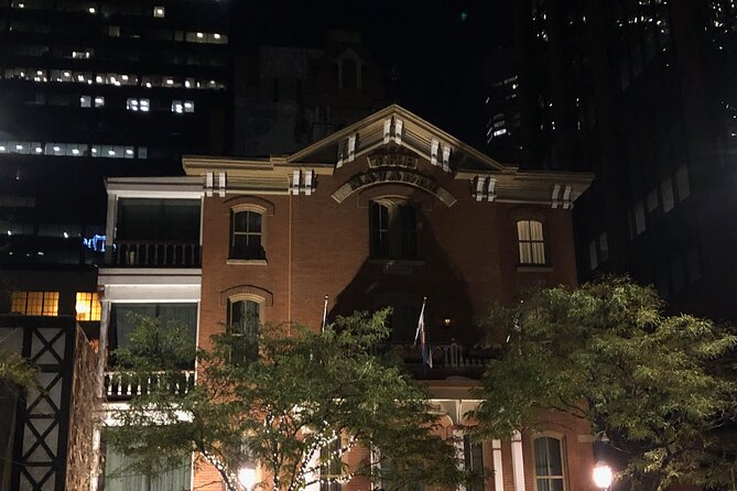 Gotham Private Haunted Driving Ghost Tour in Denver, CO - Molly Brown House Museum: Titanic survivor, haunted house vibes