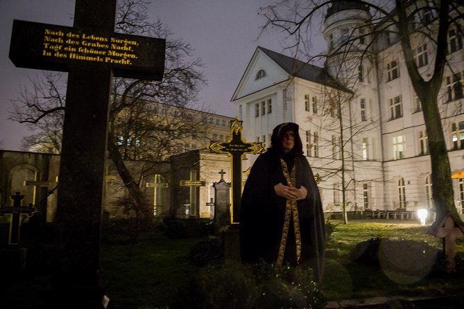 Gruseltour Berlin Haunted Ghost Walk 90-minute at Berlin Mitte city center - Weather, timing, and how to boost the spook factor