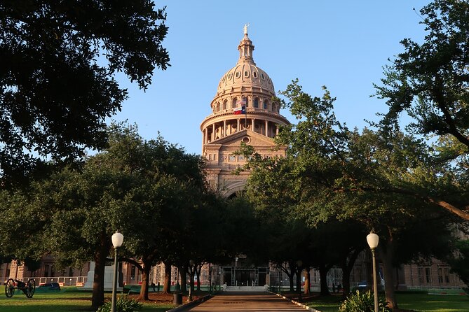 Ha Ha Haunted Austin Walking Ghost Tour - Key things that make Ha Ha Haunted Austin work