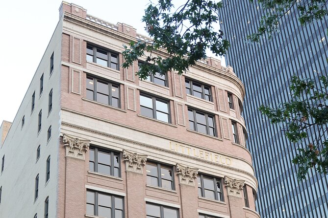 Ha Ha Haunted Austin Walking Ghost Tour - Final stretch: Austin urban legends, cult lore, and the Donkey Lady mention