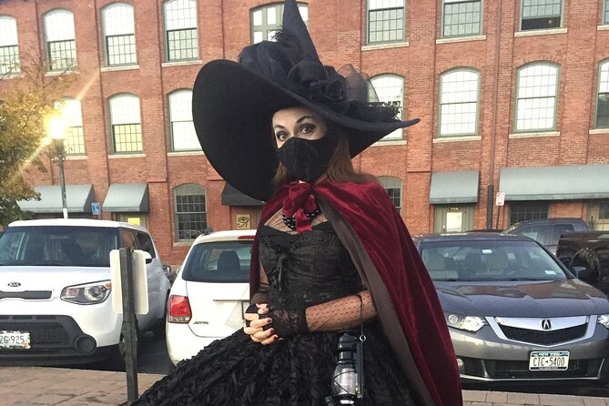Haunted Boat Tours in Providence - BYOB on a ghost boat: fun, but plan it smart