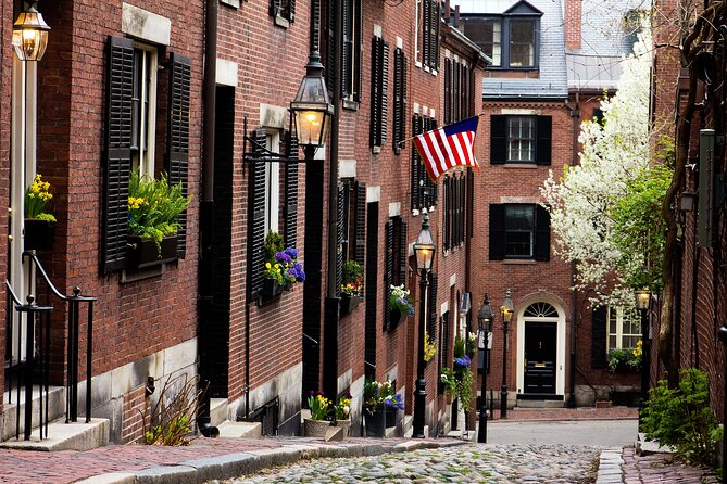 Haunted Boston’s Historic Streets Walking Guided Tour - Who should book this Haunted Boston historic streets walk?