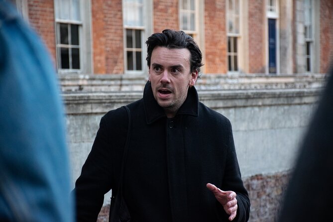 Haunted Dublin Walking Tour - Why the 6:00 pm start makes this tour click