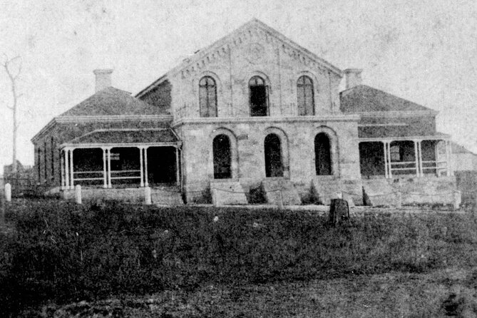 Haunted Ipswich CBD Ghost Tour - Where you meet and how the route ends