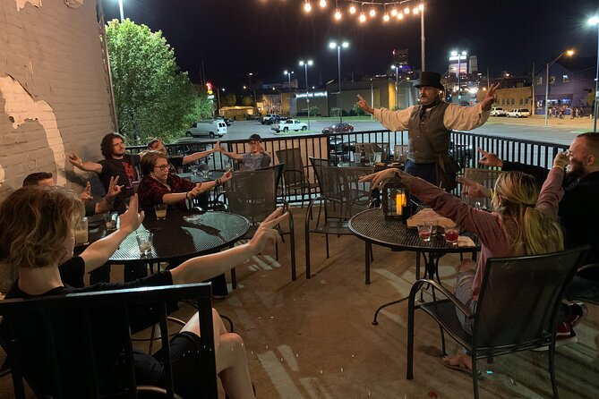Haunted Pub Crawl in Memphis - Practical tips that help you hear the story and enjoy the night