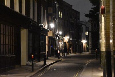 Haunted Pub Tour of London - How the 2h30 schedule works (and why the 20-minute stops matter)