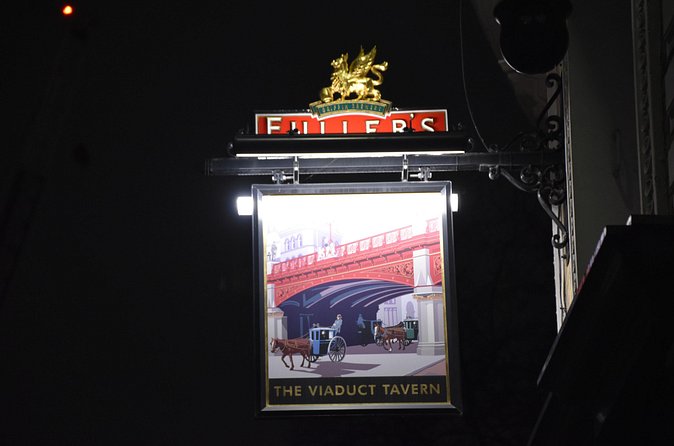 Haunted Pub Tour of London - Rising Sun: resurrectionists, gruesome clues, and the creepy rules