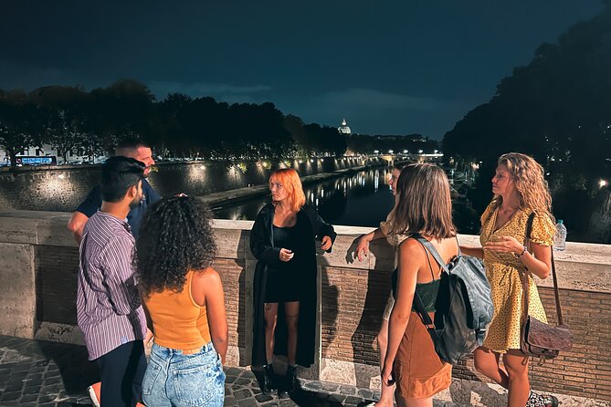 Haunted Rome: Eternal City Night Walking Tour - Fontana del Mascherone: The Fountain You Should Treat Like a Warning