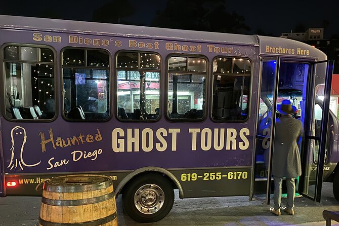 Haunted San Diego: The Only Ghost Tour with Exclusive Entry - Ghost Coach, small group pace, and what 1 hour 55 minutes feels like