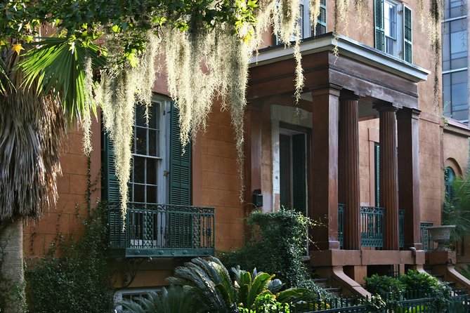 Haunted Savannah Paranormal Ghost Tour - How the Guide Runs the Walk: Finding Them, Hearing Them, and Staying With the Group