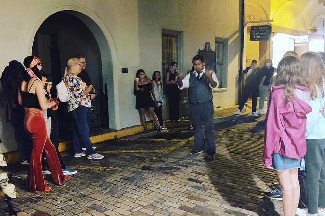 Haunting Hour Walking Ghost Tour - Your guide matters: the storytelling style that keeps people engaged