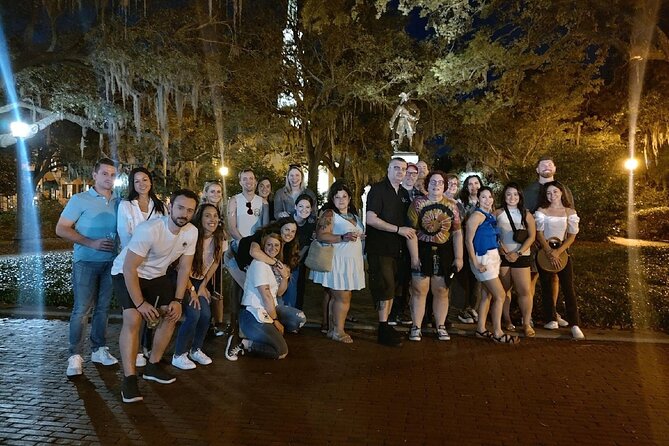 Hell Cat Ghost Tour - Savannah's Haunts and Horror - The spooky moments: cemeteries, iron gates, and the feeling of dread