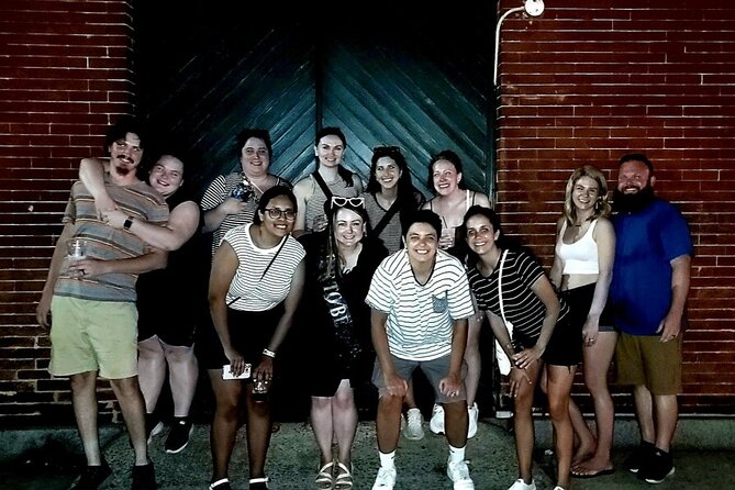 Hell Cat Ghost Tour - Savannah's Haunts and Horror - The heart of the tour: Savannah’s haunted stops on foot