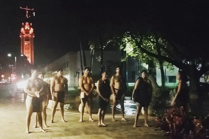 Honolulu Night Marchers Ghost Tour - Starting at King Kamehameha I Statue: how you’ll find the group