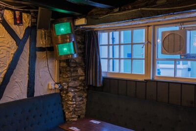 Ilfracombe Harbour Ghost Tour - The walking route: about eight stops, lots of pauses