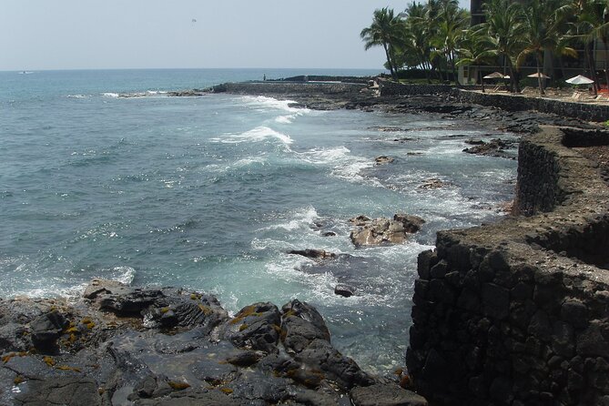 Kailua-Kona Haunted History Walking Ghost Tour - What the guide experience feels like: pacing, questions, and story style