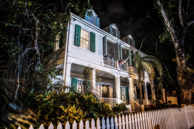 Key West Ghost Tours: Southernmost Shadows and Ghosts - Guide Style Can Make or Break the Vibe