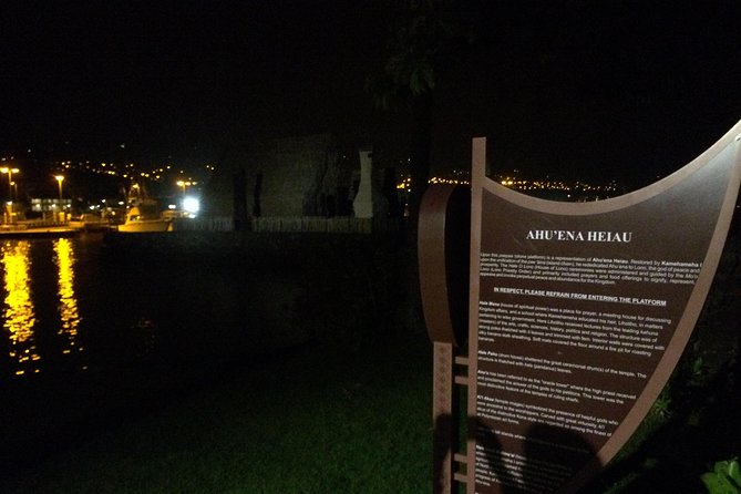 Kona Haunted Hele Ghost Tour - Stop 1: Kona Inn Shopping Village and the red flats story
