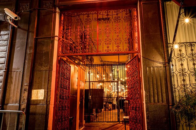 Los Angeles Ghost Tours: Terrors of Tinseltown - Stop-by-stop: the haunted highlights of Tinseltown