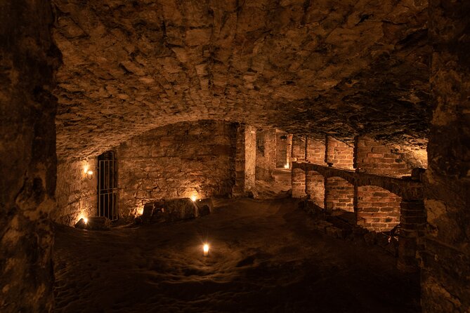 Multi-Sensory Haunted Underground Vaults Tour in Edinburgh - Stop 3 down to Blair Street: the vaults and the cold factor