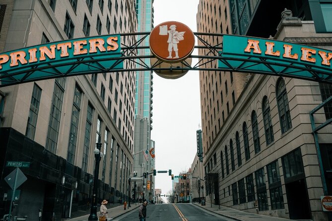 Nashville Carnage and Chaos Ghost Tour - Duration, group size, and how to plan your evening