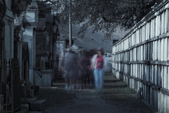 New Orleans Cemetery Bus Tour with Exclusive Cemetery Access - Stop 2: Odd Fellows Rest Private Cemetery Access (The Walk-Through)