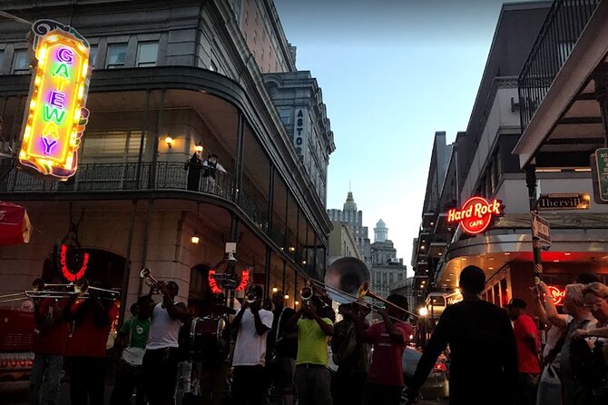 New Orleans' Finest Haunted Pub Tour - What to Bring (and What to Expect From the Stops)