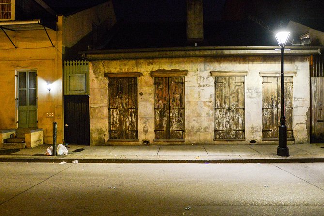New Orleans Ghost Tour: Go Inside a Haunted Location - Meeting at Bon’s and settling into the night plan