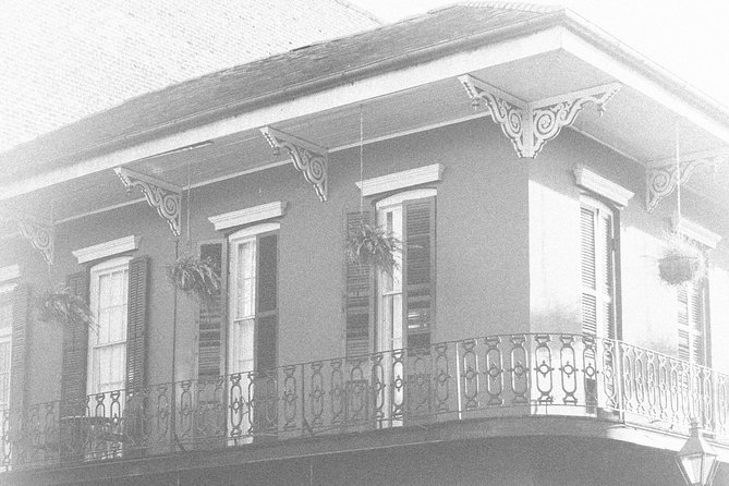 New Orleans Ghost Tour: Go Inside a Haunted Location - Place d’Armes Hotel courtyard: a haunted stop you can actually step into