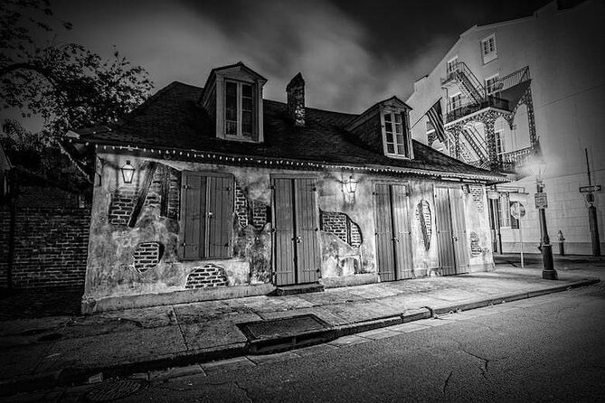 New Orleans Haunted & History Tour - French Quarter ghosts start with the streets, not the scares