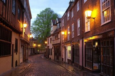 Nightmare Norwich - Norwich's funnest Ghost Walk!! - Meeting at Castle Meadow and ending at Adam and Eve