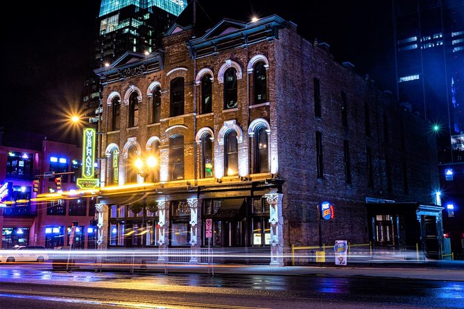 Nightmare Notes & Hauntings of Music City Nashville Ghost Tour - Stop 7: Tootsie’s Orchid Lounge and honky-tonk hauntings