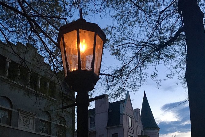 Old Louisville Ghost Tour as Recommended by The New York Times @ 4th and Ormsby - How Much Walking Is Really Involved?