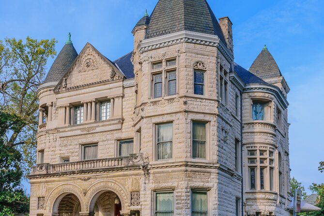 Old Louisvilles Famous Ghosts Smartphone Guided Walking Tour - Key highlights at a glance