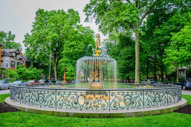 Old Louisvilles Famous Ghosts Smartphone Guided Walking Tour - Old Louisville streets: haunted mansions, churches, fountains, and parks