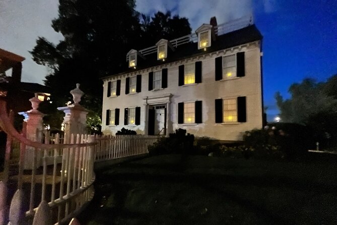 Old Salem Ghost Tour with Ghost Hunting Gear - Old Salem Ghost Tour With Ghost Hunting Gear: What You’re Booking