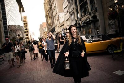 Original Haunted Walk of Ottawa - The 1 hour 15 minutes rhythm: walking pace, group size, and seating breaks
