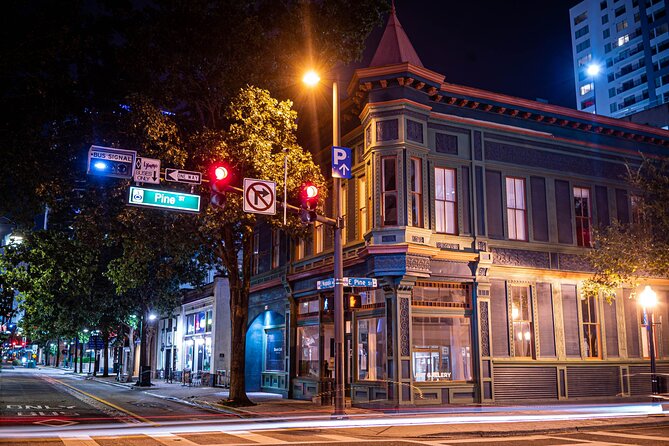 Orlando Haunts Boos and Booze Haunted Pub Crawl - Stop 4: The Kress Building and the whispers factor