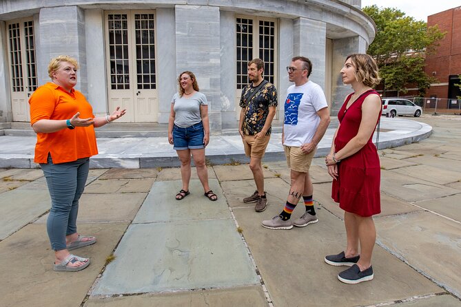 Philadelphia's Haunted History & Ghost Nighttime 1.5 Hour Tour - Stop 3: Carpenters’ Hall and the First Continental Congress Vibe