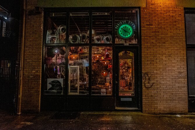Portland Ghosts Boos and Booze Haunted Pub Crawl - Stop 8: Old Town Pizza & Brewing Finish (Food + One Last Story)