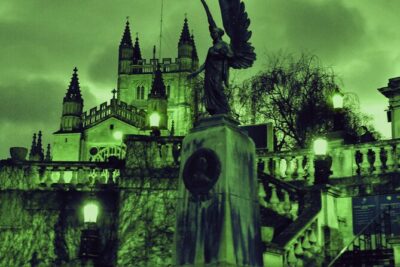 Private Guided Ghost Tour of Bath - Meet at Abbey Churchyard, end in Queen Square (and why that matters)
