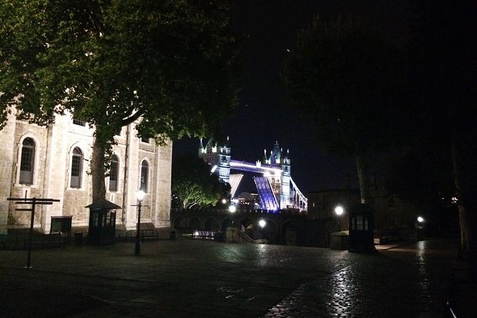 Private Tour of Haunted London in a Black Cab - Quick Hits: What Makes This Haunted London Cab Tour Different
