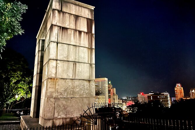 Providence Ghost Tours: Phantoms, Poltergeists, & Pestilence - Practical Tips to Get More Fright per Step