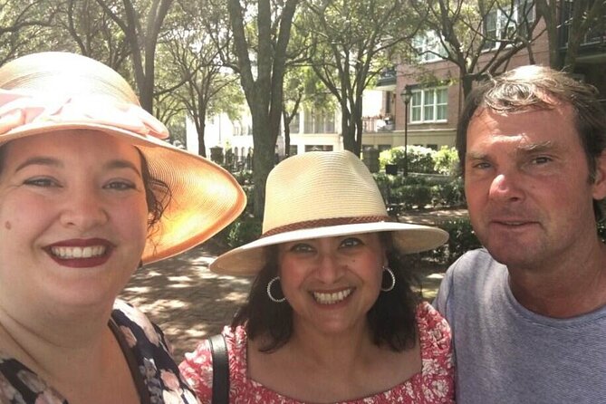 Revolutionary Charleston Walks - Ghost Tour - How a 90-Minute Charleston Ghost Walk Works