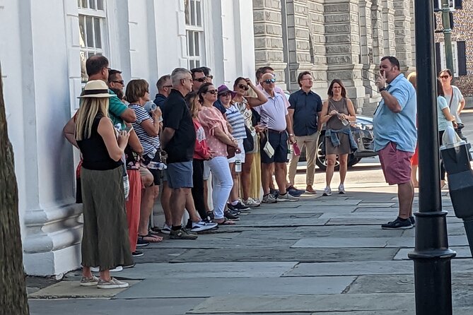 Revolutionary Charleston Walks - Ghost Tour - Circular Congregational Church: Walking Past 1681