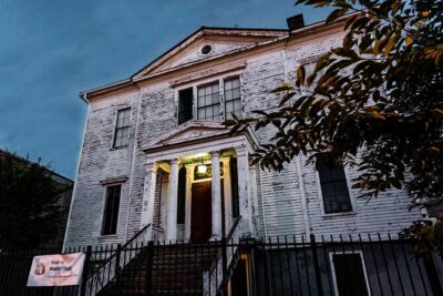Richmond Ghost Tour: Sinister Secrets of Shockoe Bottom - Adam Craig House: The Old Frame House That Feels Personal