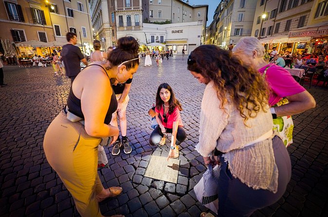 Rome's Dark Side: Ghosts, Scandals and Crypts - Small Group Tour - Stop 2: Santa Maria dell’Orazione e Morte and the Bone Chandeliers
